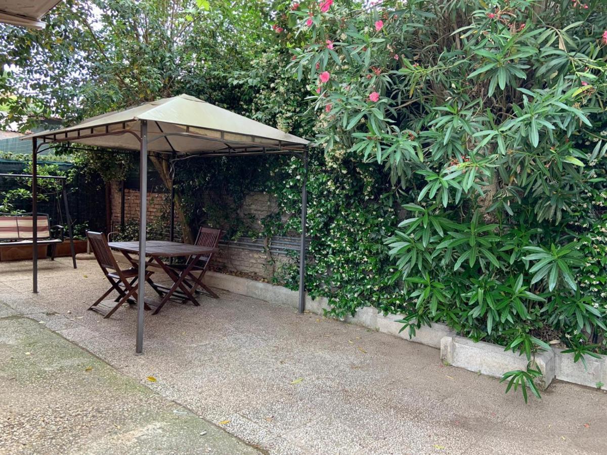 Appia Park Apartament 10 Min Dal Colosseo 罗马 外观 照片