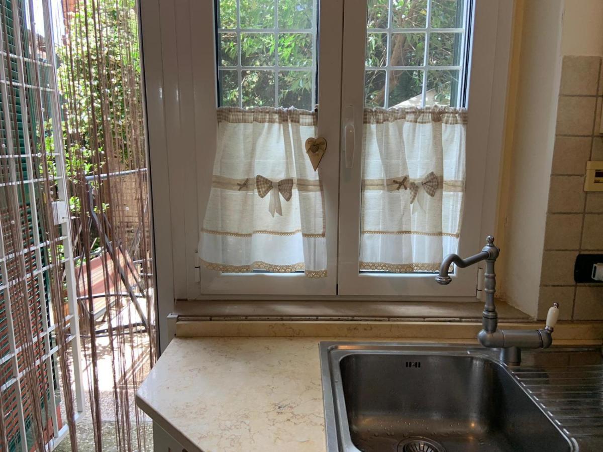 Appia Park Apartament 10 Min Dal Colosseo 罗马 外观 照片
