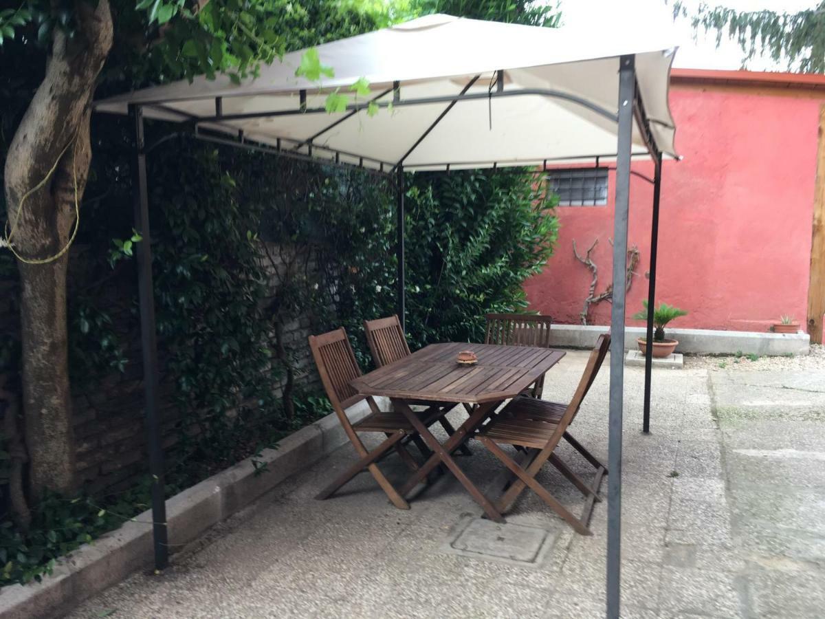 Appia Park Apartament 10 Min Dal Colosseo 罗马 外观 照片
